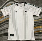 2526 Newcastle retro model S-XXL